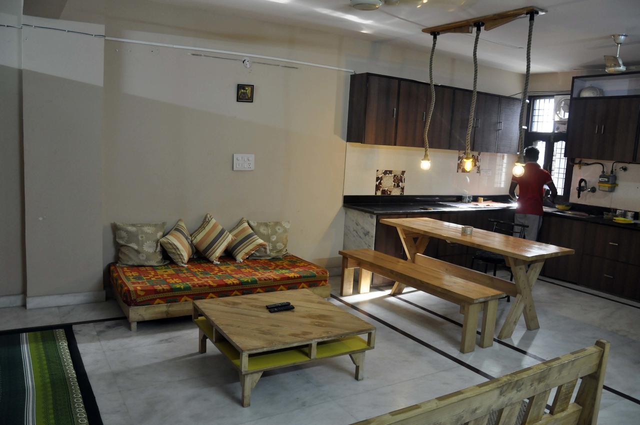 Friends Hostel Ню Делхи Екстериор снимка