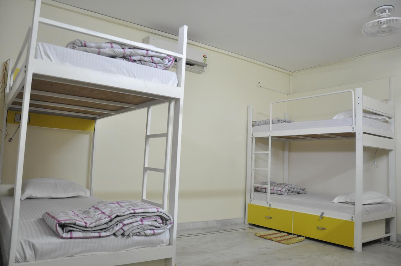 Friends Hostel Ню Делхи Екстериор снимка